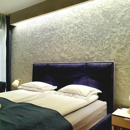 Apartment Bl Lakeside