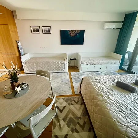 Bl Lakeside Apartment Balatonlelle