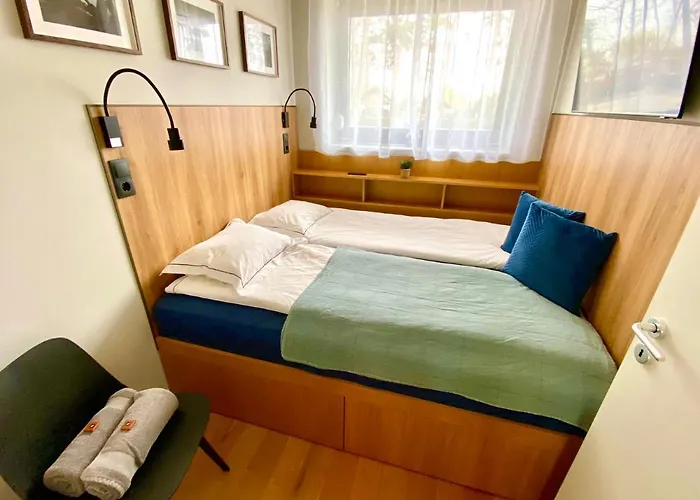 Bl Lakeside * 巴拉通雷勒